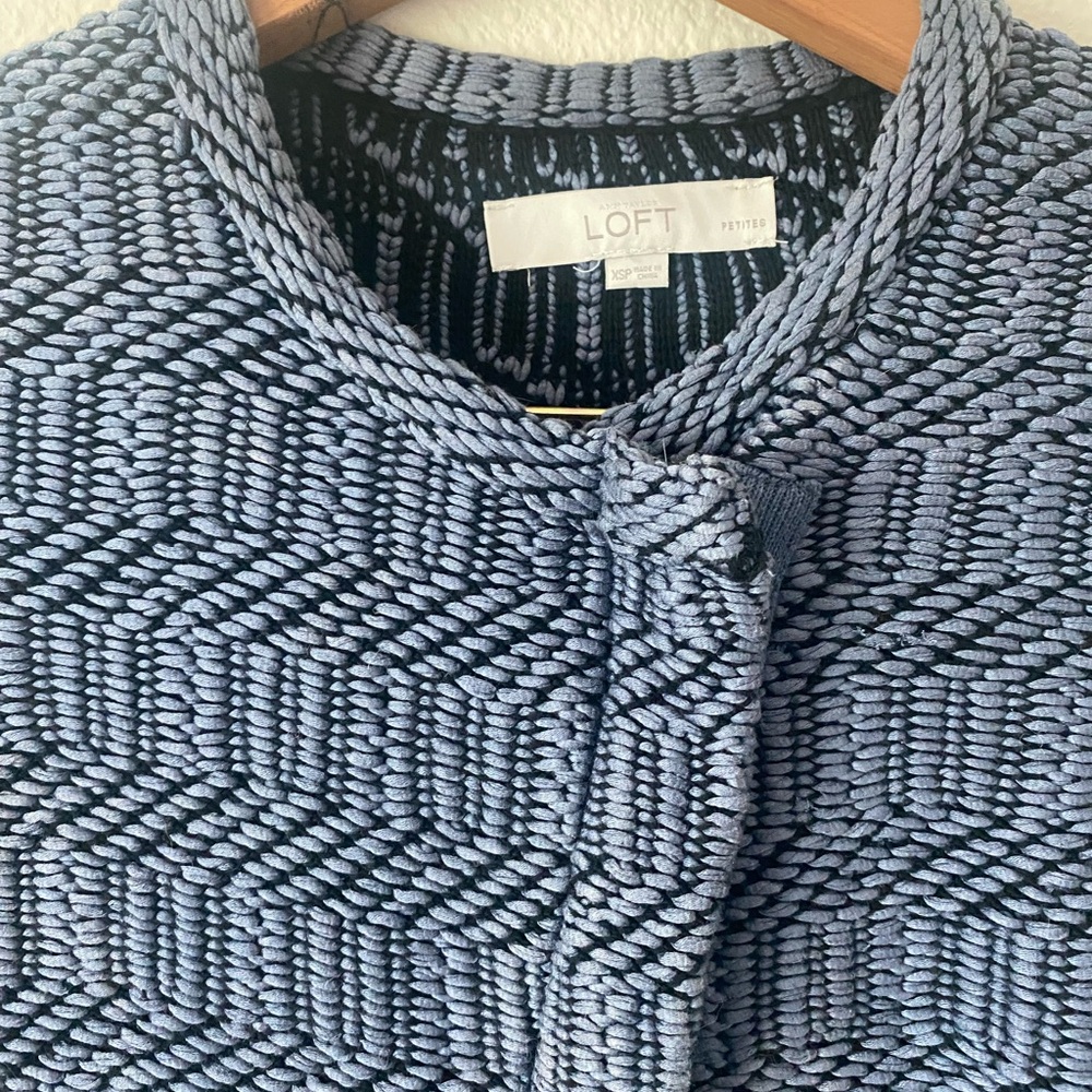 Loft Women’s Asymetric ZipUp Long Sleeve Sweater Jacket in Cobalt Blue Size XSP - Picture 3 of 16